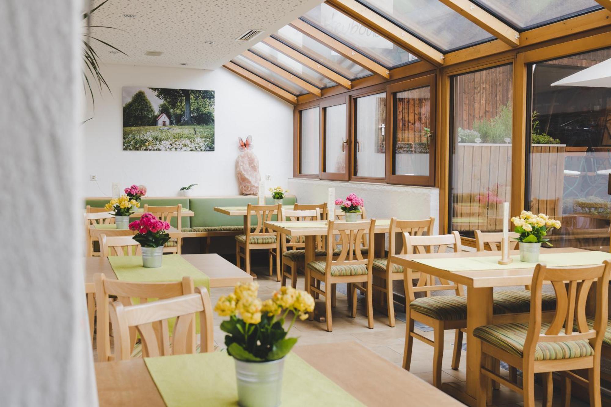 Hotel Gasthof Roessle Westerheim Exterior foto